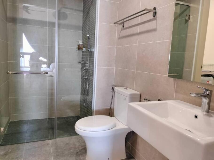 Apartment New Cozy Seaview Bali Residences 4pax Near Jonker